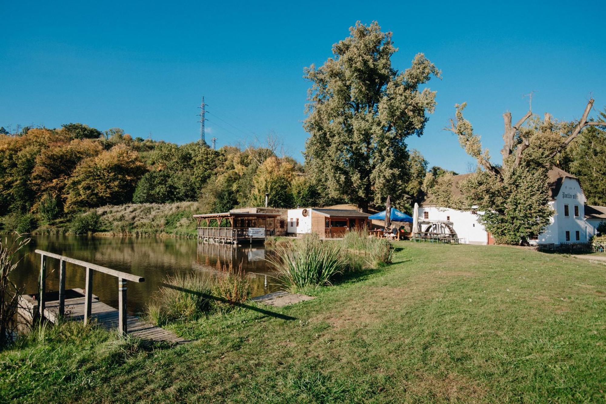 Porcuv Mlyn Hotel Bykovice Kültér fotó