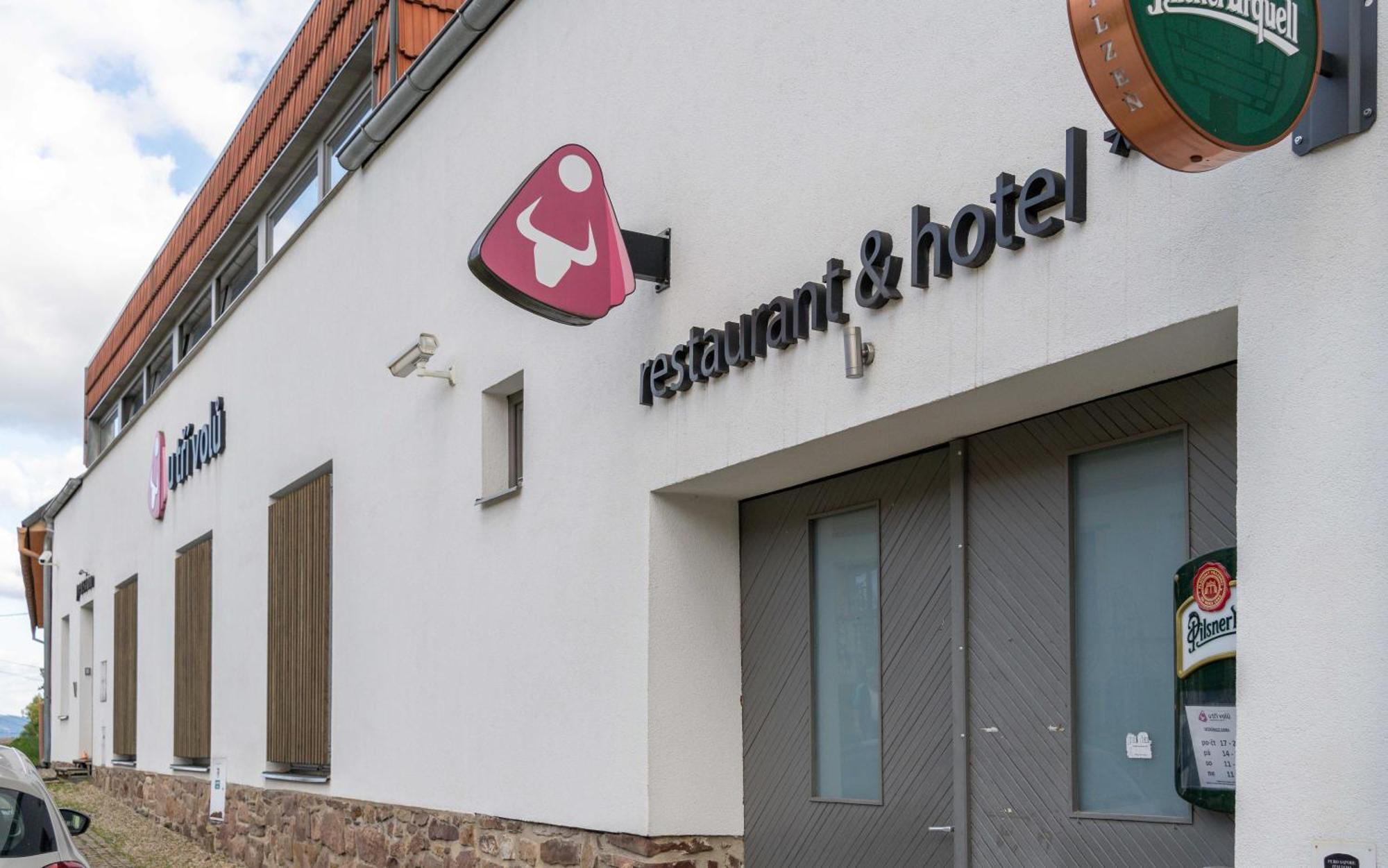 Porcuv Mlyn Hotel Bykovice Kültér fotó